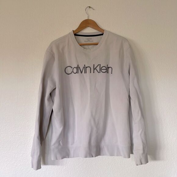 Calvin Klein pull over - Picture 1 of 3